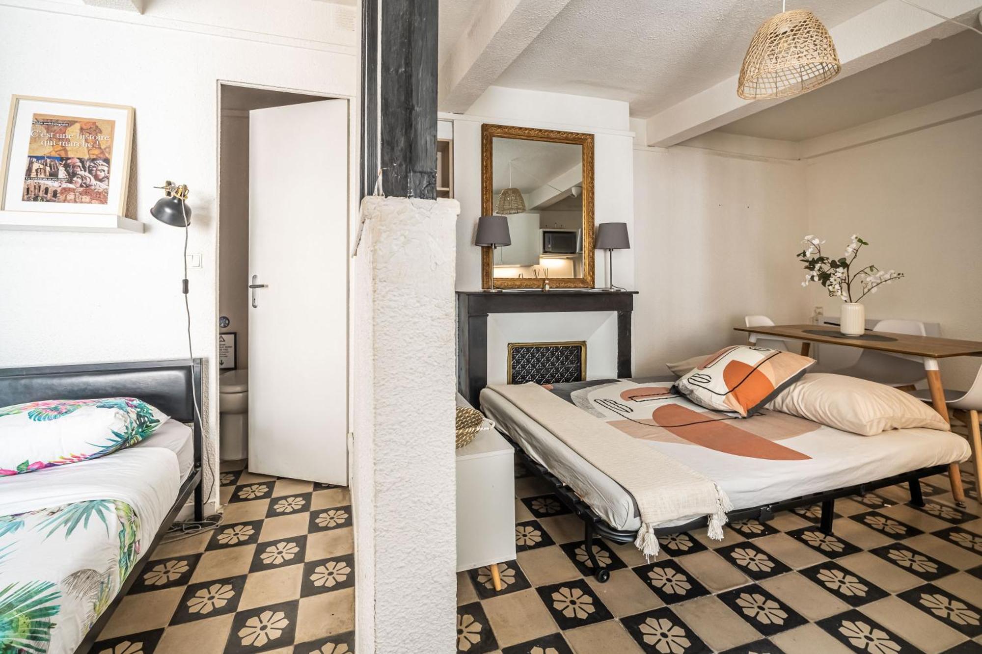 Charmant Studio Rue Droite Narbonne Extérieur photo
